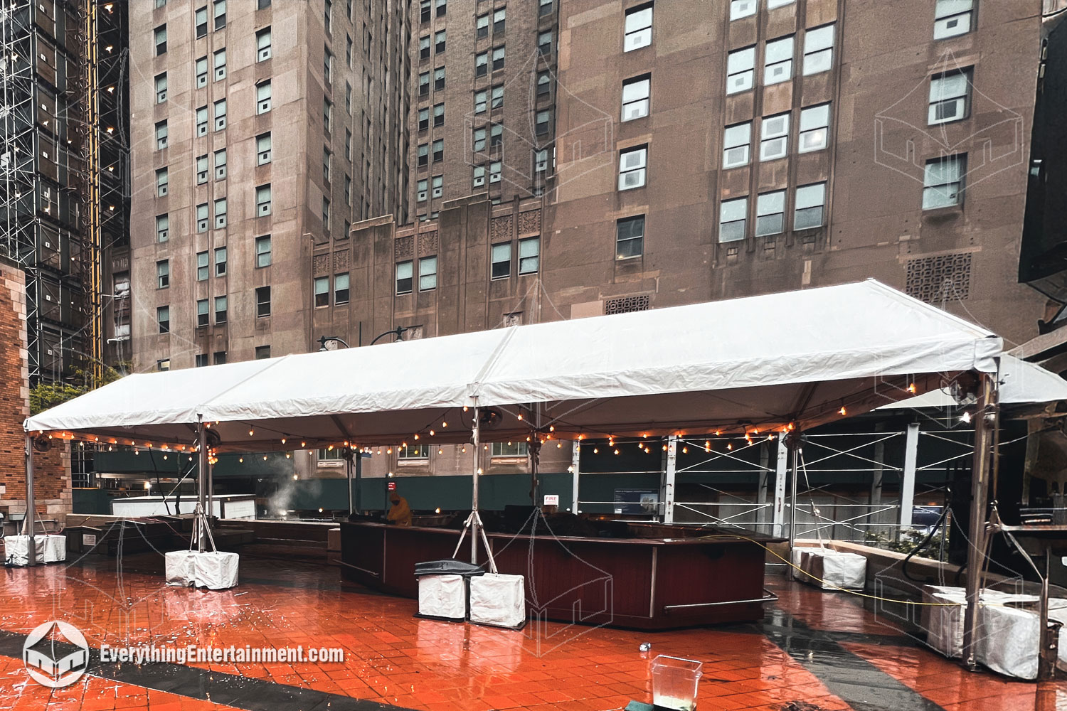 20x45-tent-manhattan 20x45 tent in Manhattan